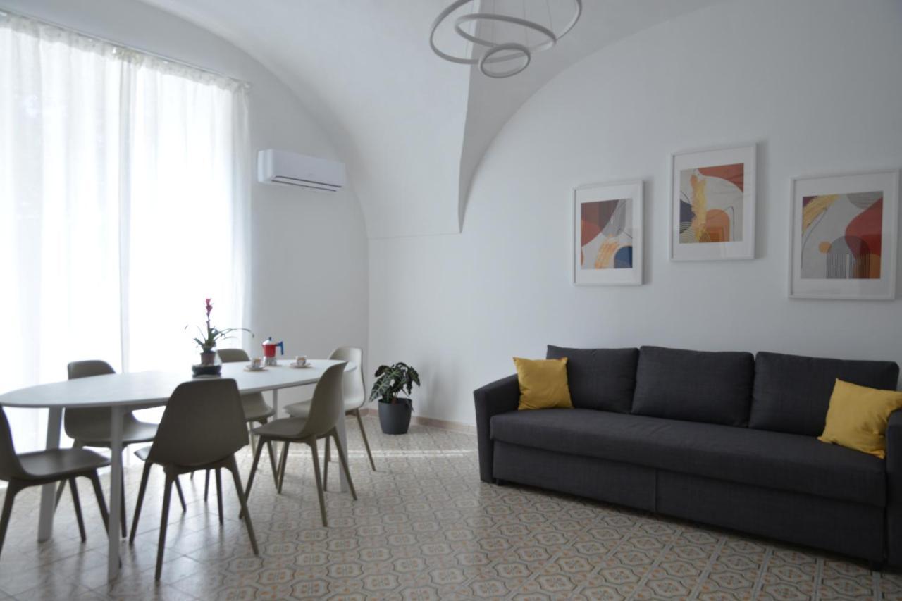 カターニアCasa Danteアパートメント エクステリア 写真